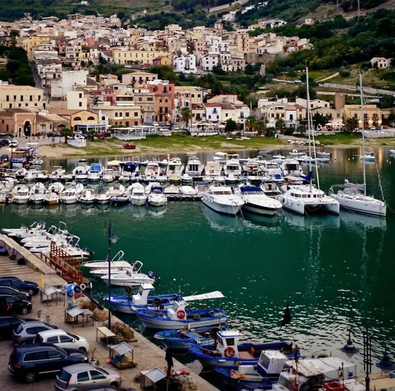 Casetta Venere Castellammare del Golfo 0*,  Italia